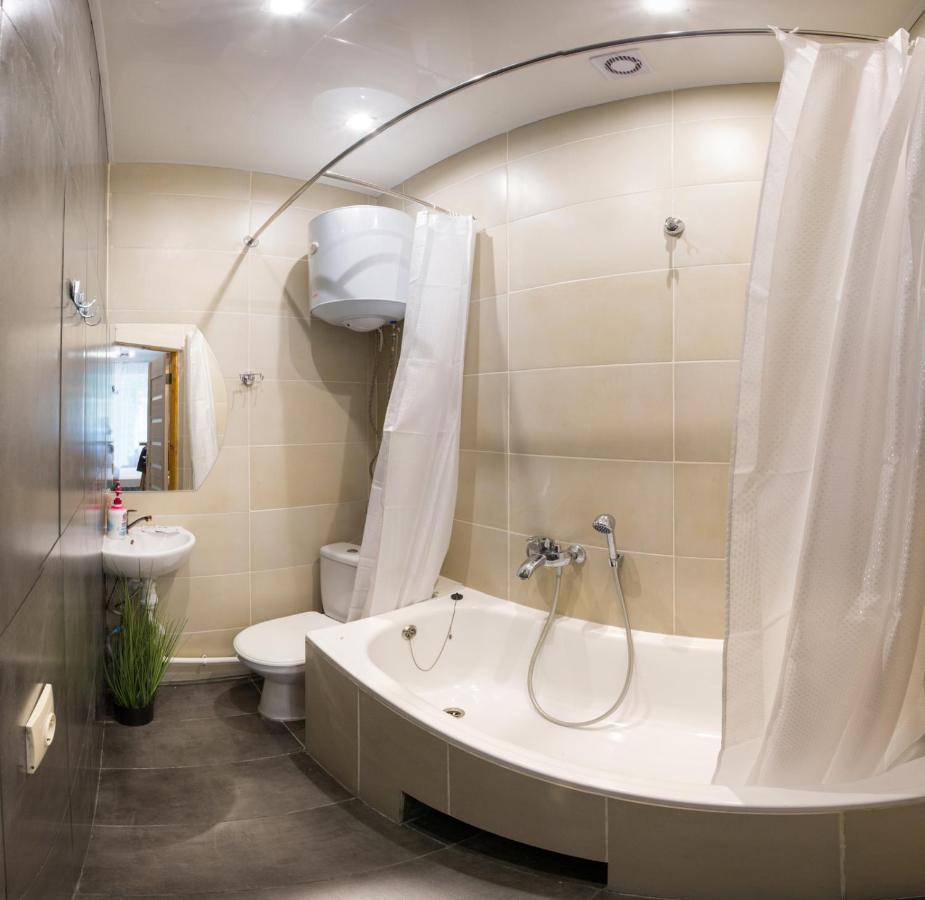 哈尔科夫Well Located Studio - Yaroslavska Str. 21公寓 外观 照片