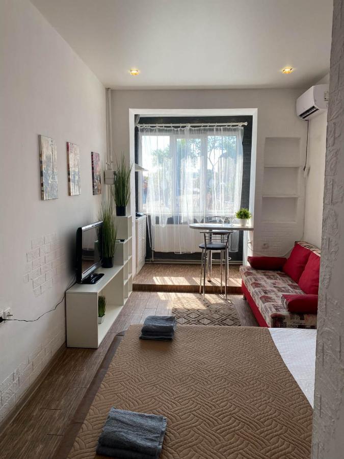 哈尔科夫Well Located Studio - Yaroslavska Str. 21公寓 外观 照片