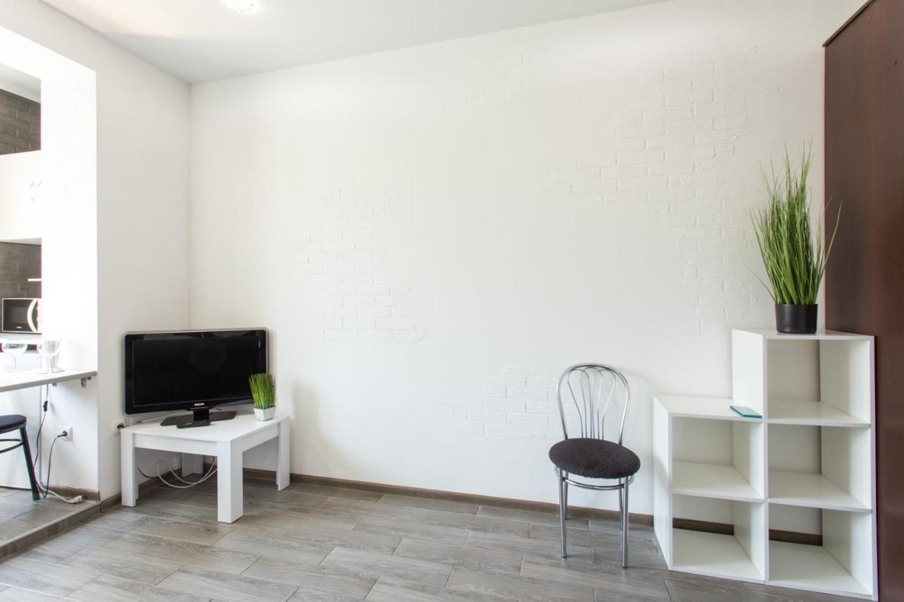哈尔科夫Well Located Studio - Yaroslavska Str. 21公寓 外观 照片