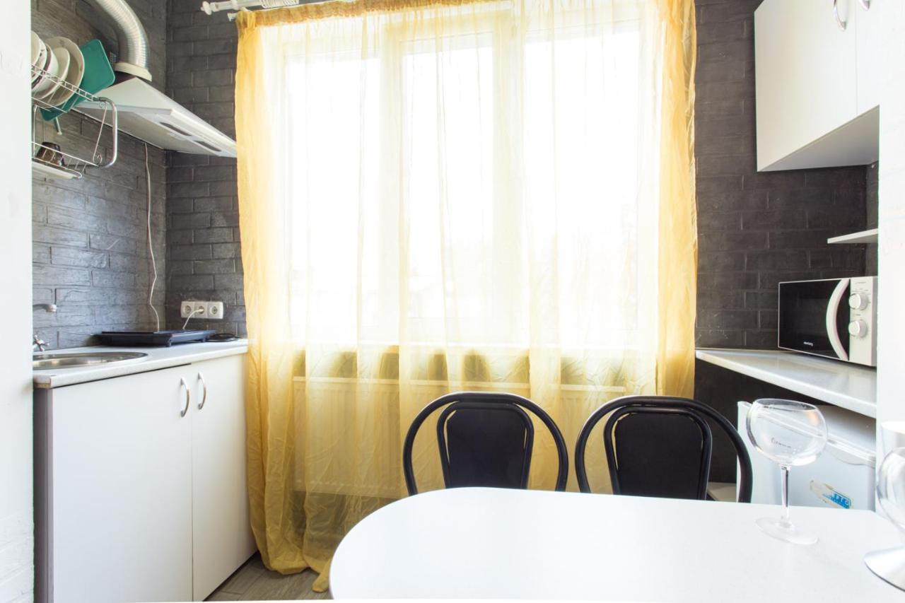 哈尔科夫Well Located Studio - Yaroslavska Str. 21公寓 外观 照片