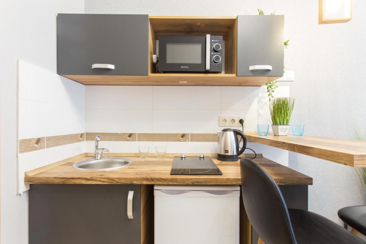 哈尔科夫Well Located Studio - Yaroslavska Str. 21公寓 外观 照片