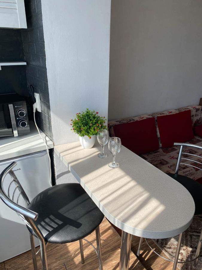 哈尔科夫Well Located Studio - Yaroslavska Str. 21公寓 外观 照片